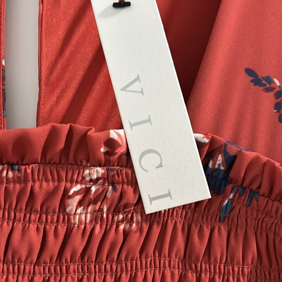 Vici long sleeve smocked dress - Picture 8 of 9